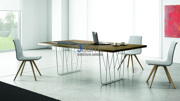 Стол Deck Meeting